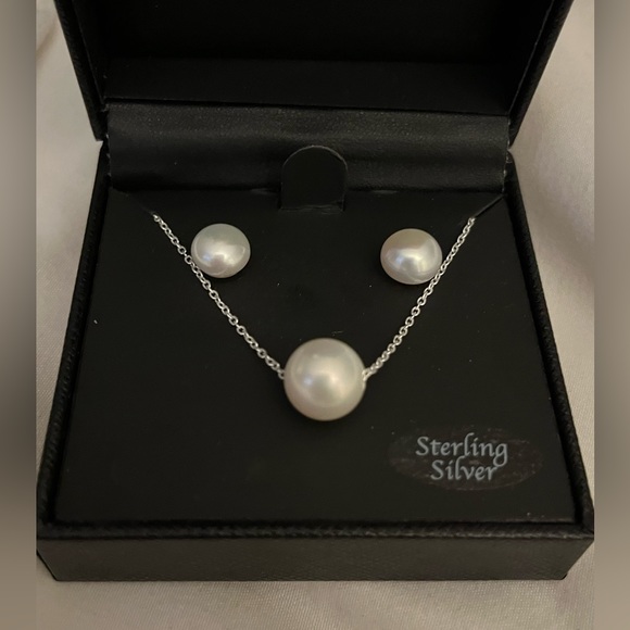 R.H Fine Jewelry - Picture 2 of 5